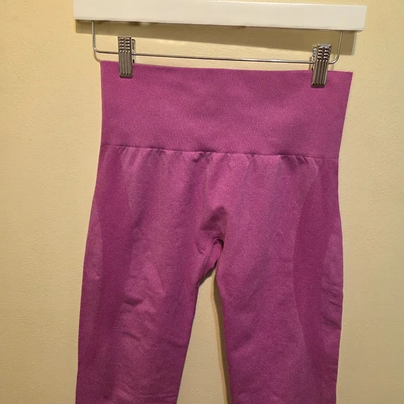 Women's NVGTN Vibrant Pink Maui Contour Seamless Leggings Size M - Picture 9 of 10